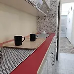 Center First Floor 公寓 科斯镇