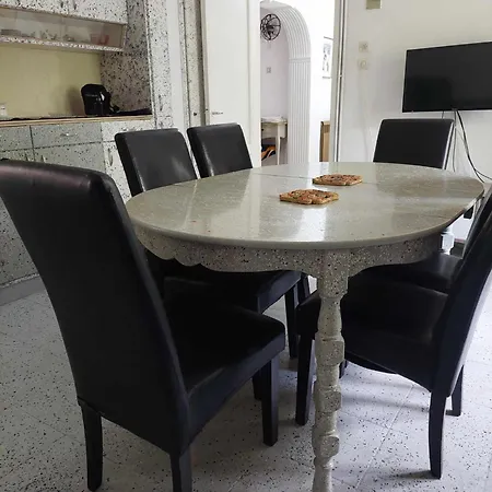 Center First Floor * Kos Town