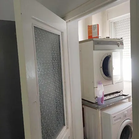 Center First Floor Apartment *