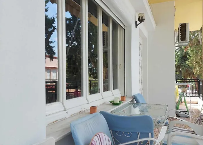 Center First Floor * Cós